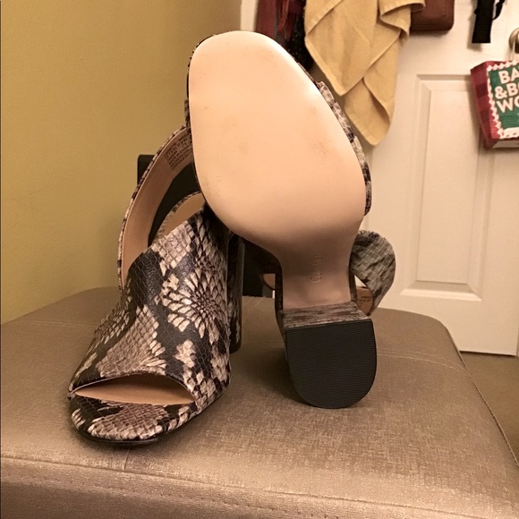 Nine West snake skin heels - Picture 4 of 5
